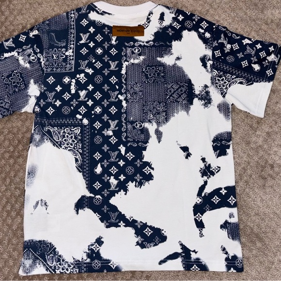 Louis Vuitton Navy and White Patterned Tee - Picture 3 of 3